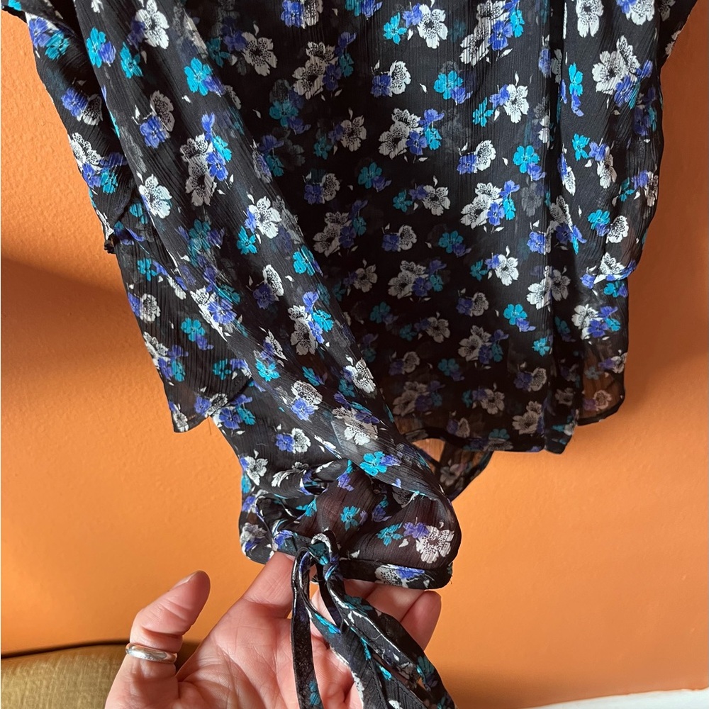 Sheer and Layered Floral Frilly American Eagle Outfitters Tank Top, Size Small - Picture 6 of 8
